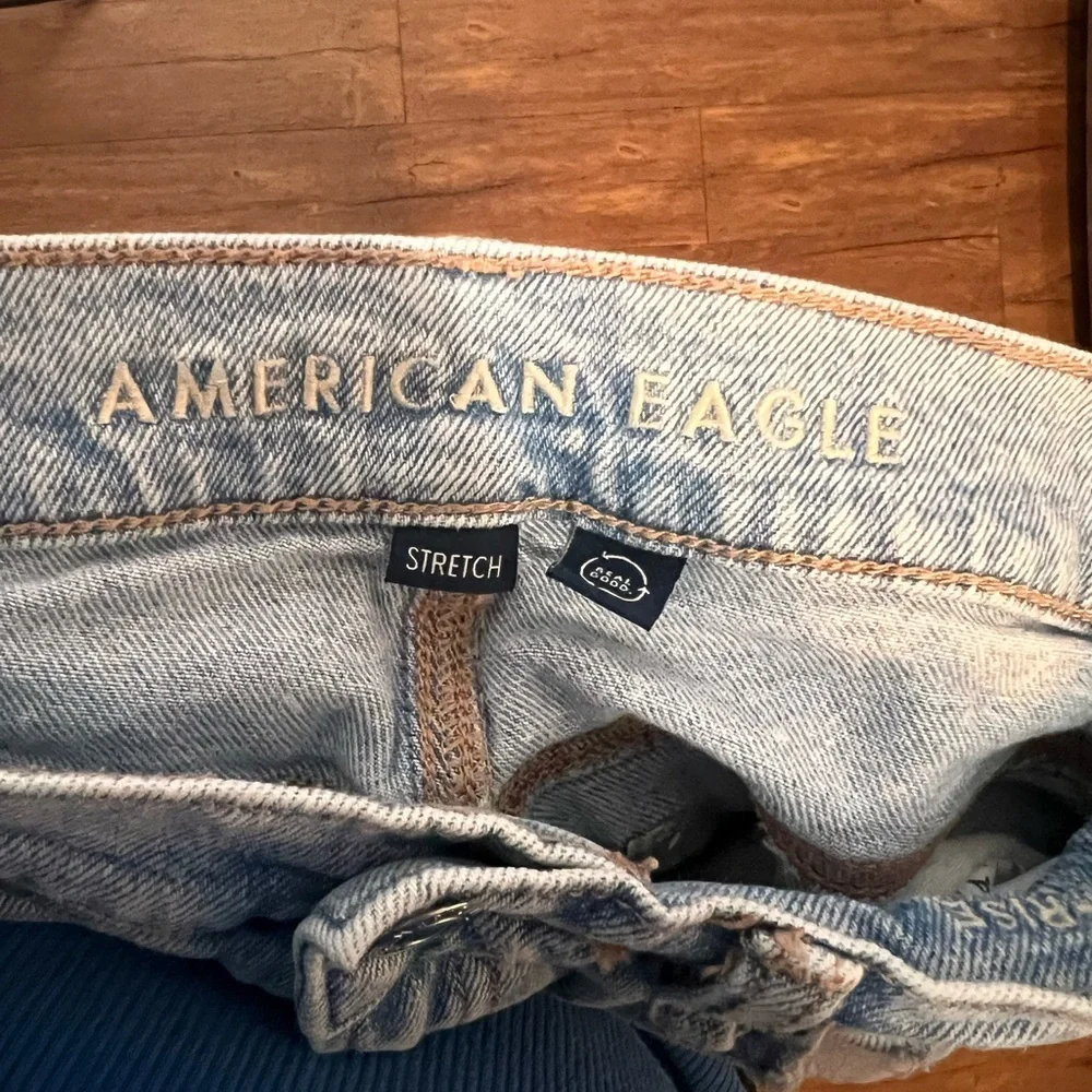 American Eagle Super High Rise Ankle Straight Jeans Women’s Size 00 Distressed - Picture 10 of 12
